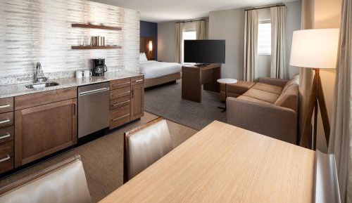 Corner King Studio Room with Sofa  Bed