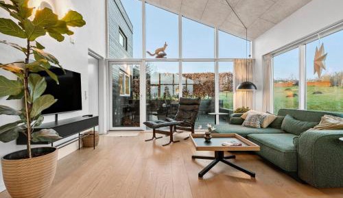 Three-Bedroom Vacation Home 