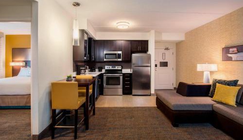 One-Bedroom Suite
