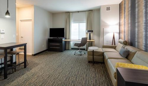 One Bedroom King Suite with Sofa Bed and City View