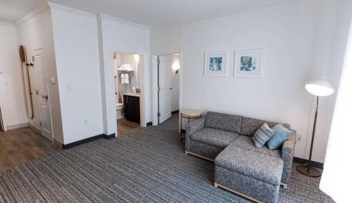 One-Bedroom Queen Suite with Sofa Bed