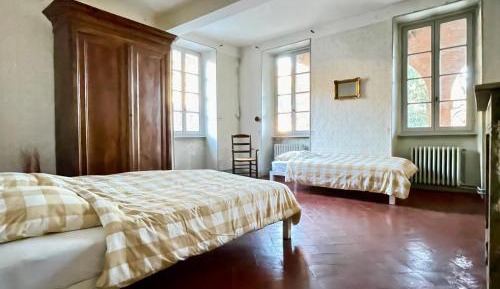 Quadruple Room with Shared Bathroom
