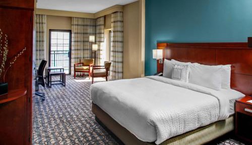 King Room with Sofa Bed