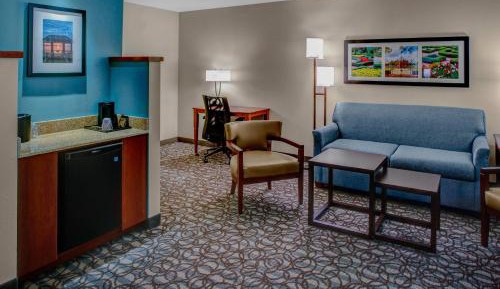 Queen Room with Two Queen Beds, Balcony, Roll-In Shower and Sofa Bed - Mobility Access/Communication Assistance
