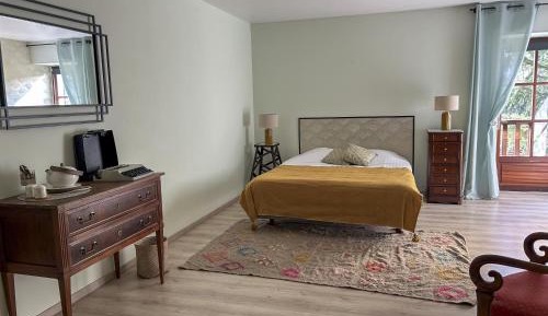 Double Room with Private Bathroom