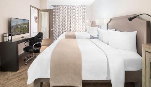 Queen Room with Two Queen Beds