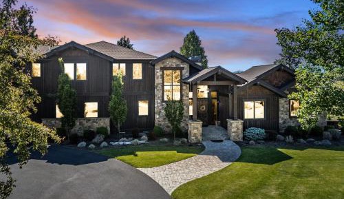 Four-Bedroom Vacation Home