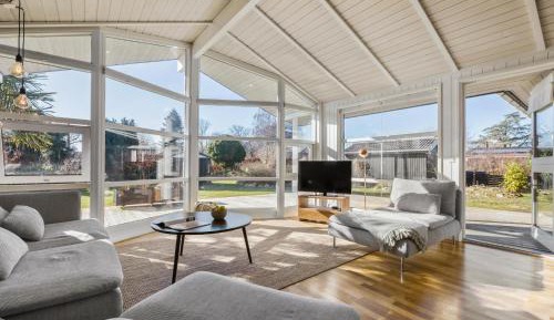 Three-Bedroom Vacation Home 