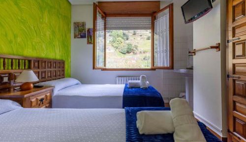 Double Room with Shared Bathroom