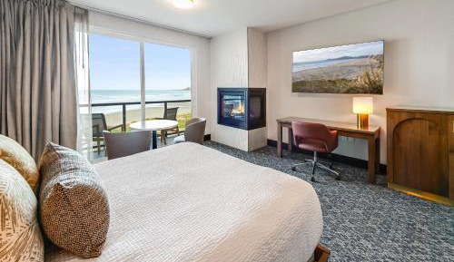 Signature Accessible Single Queen