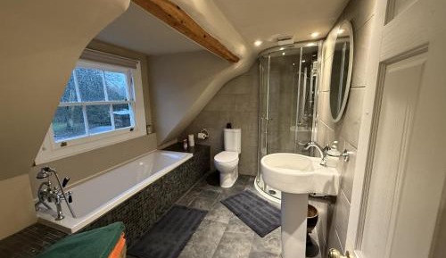 Deluxe Double Room with Bath