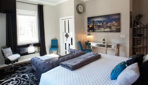 King Room with Balcony