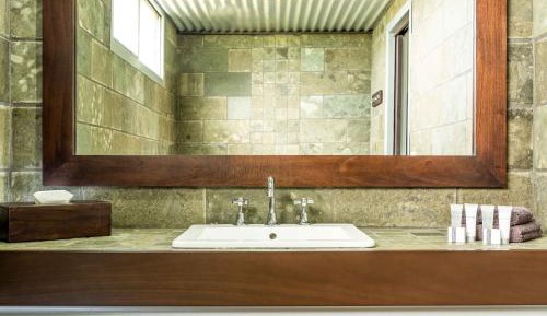 Executive Queen Room