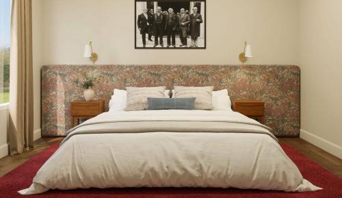 King Room with Balcony