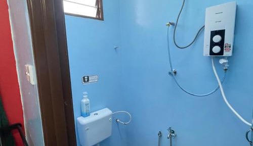 Quadruple Room with Private Bathroom