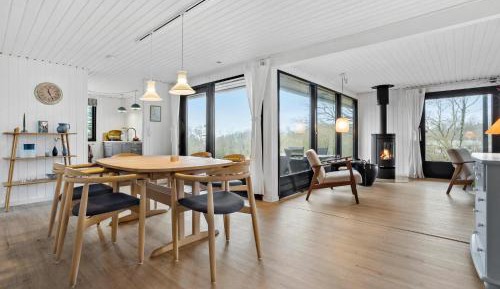 Three-Bedroom Vacation Home 