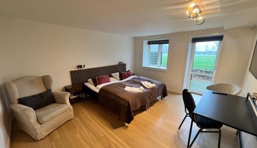 Double or Twin Room with Shared Bathroom