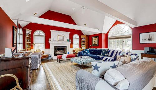 Three-Bedroom Vacation Home 