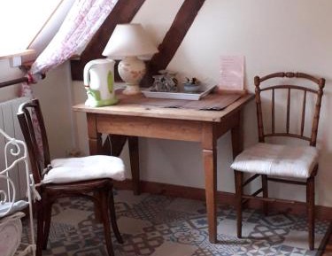 Family Room with Garden View