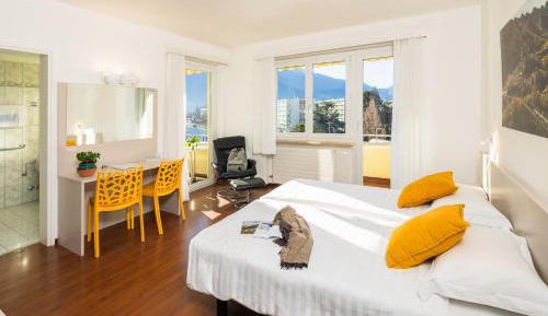 Superior Double Room with Lake View