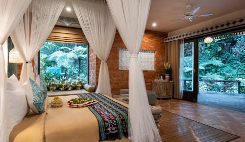 Suite with River View with Daily Afternoon Tea