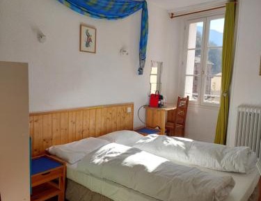 Single Room with Bathroom