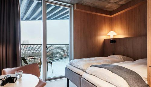 Comfort Studio with Queen Wall Bed and Balcony