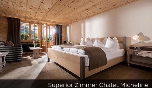 Superior Double Room Chalet Micheline
