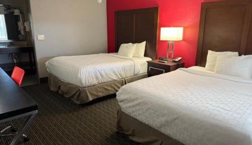Standard Queen Room with Two Queen Beds - Non-Smoking