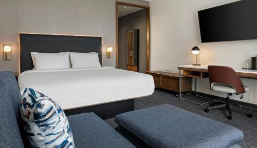 King Room with Sofa Bed
