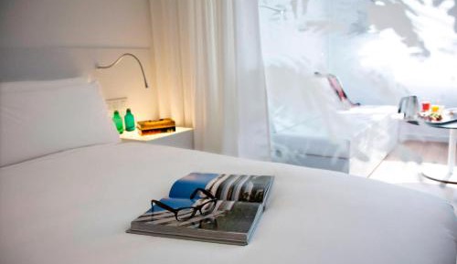 Deluxe King Room with City View