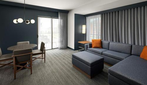 One-Bedroom King Suite with Sofa Bed and Windows on Two Sides