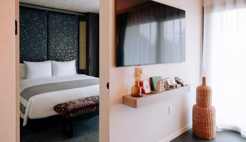 Two-Bedroom Suite with Balcony