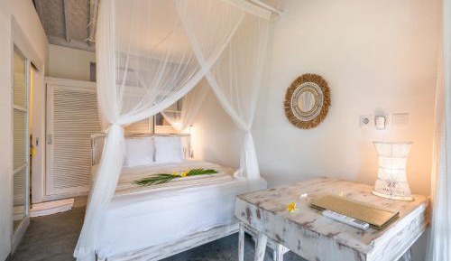 Summerhouse with Spacious Outdoor Area