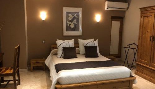 Large Double Room