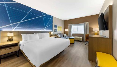 King Suite with Sofa Bed - Non Smoking