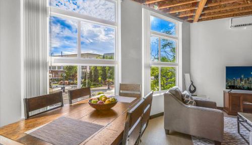 One-Bedroom Apartment with Balcony and City View