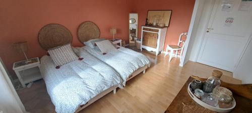 Twin Room with Mountain View