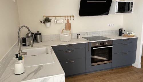 Apartment with Shower