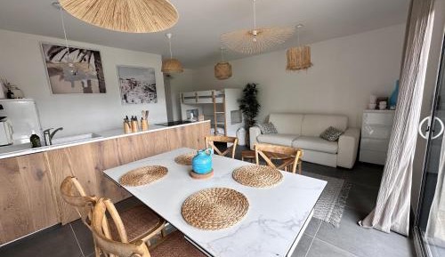 One-Bedroom Apartment with Garden View