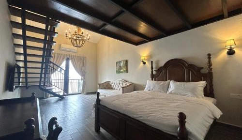 Duplex Quadruple Room