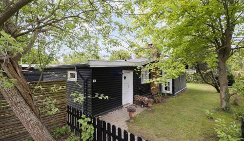 Three-Bedroom Vacation Home 