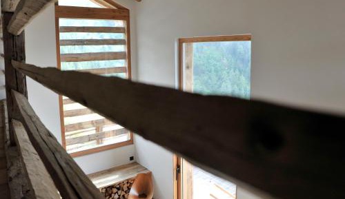 Chalet (6 Adults)