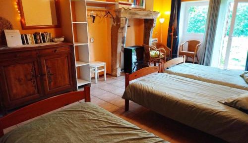 Studio with Garden View