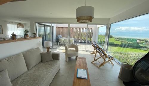 Villa with Sea View