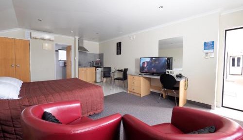 Classic Studio with Spa Bath