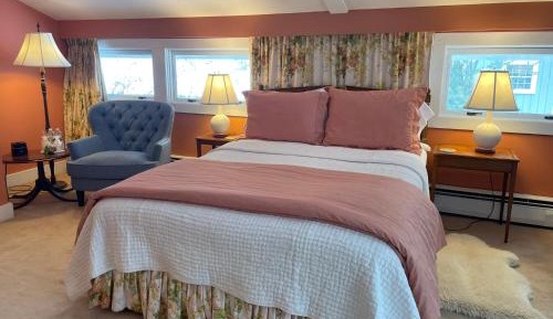 Queen Room with Balcony