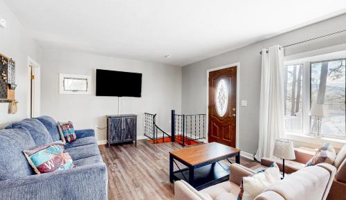 Three-Bedroom Vacation Home 