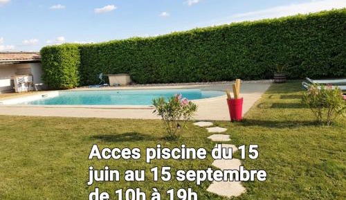 Apartment with Garden View