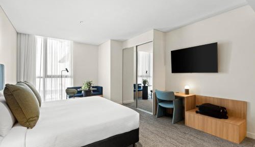 Deluxe Studio - Disability Access